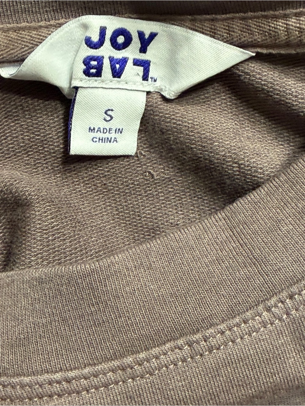 JoyLab Taupe-to-Cream Ombre Sweatshirt - Picture 6 of 7